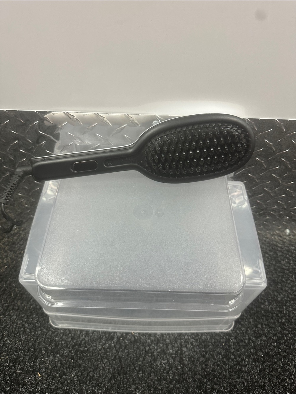 InStyler White Detangling Hair Brush